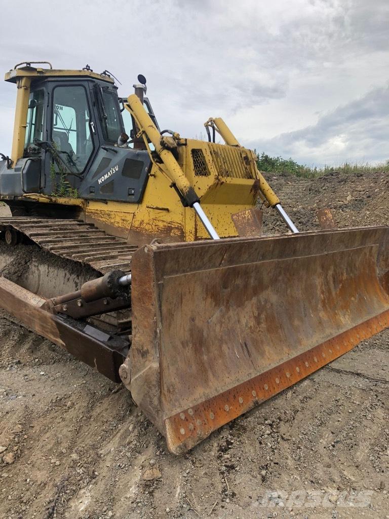 Komatsu D 65 PX-12 Buldožeri gusjeničari