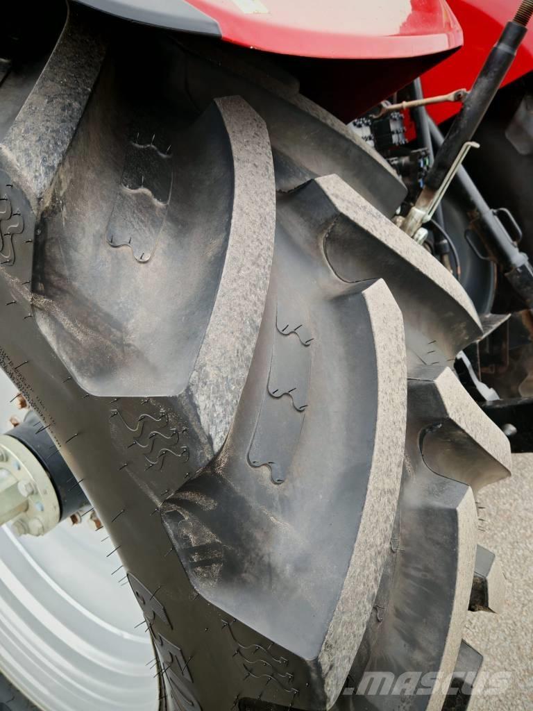 Case IH Puma 240 CVX Traktori