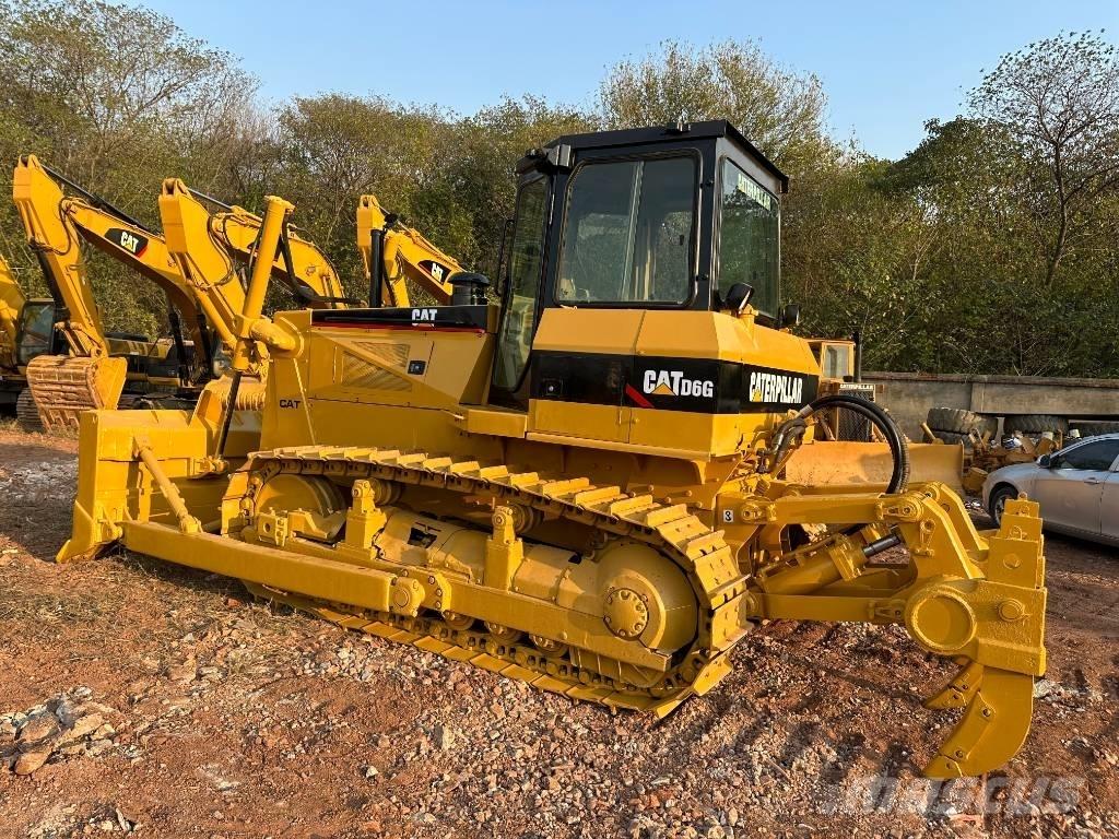 CAT D 6 G Buldožeri gusjeničari