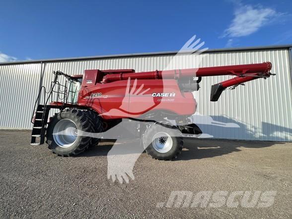 Case IH 8250 Kombajni