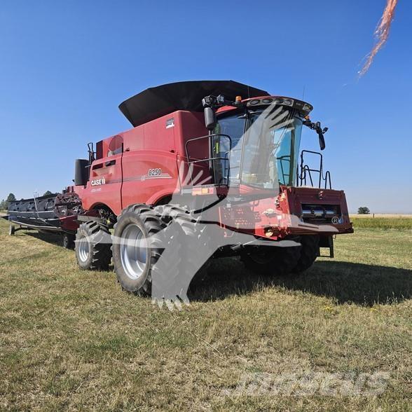 Case IH 8250 Kombajni