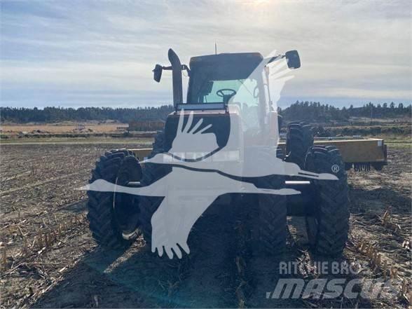 Case IH MX270 Traktori