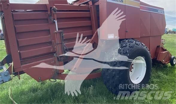 Hesston 4910 Balirke za kockaste bale