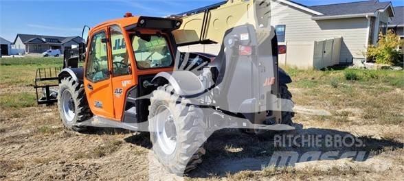 JLG 742 Teleskopski viličari