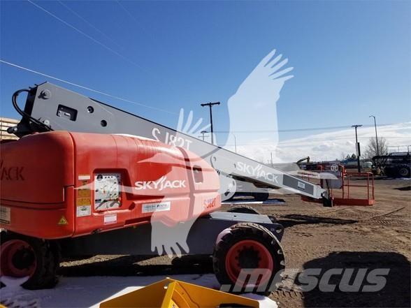 SkyJack SJ82T Teleskopske podizne platforme