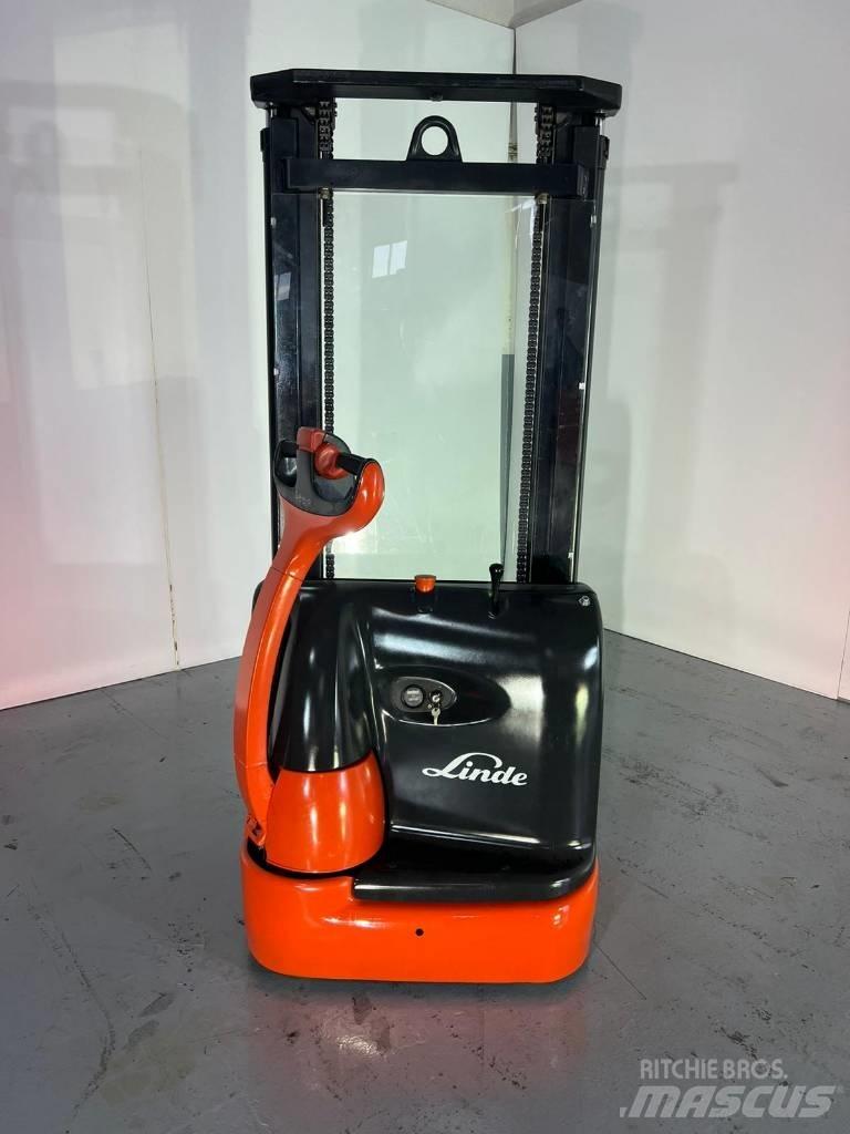 Linde L10 Ručni električni viličar