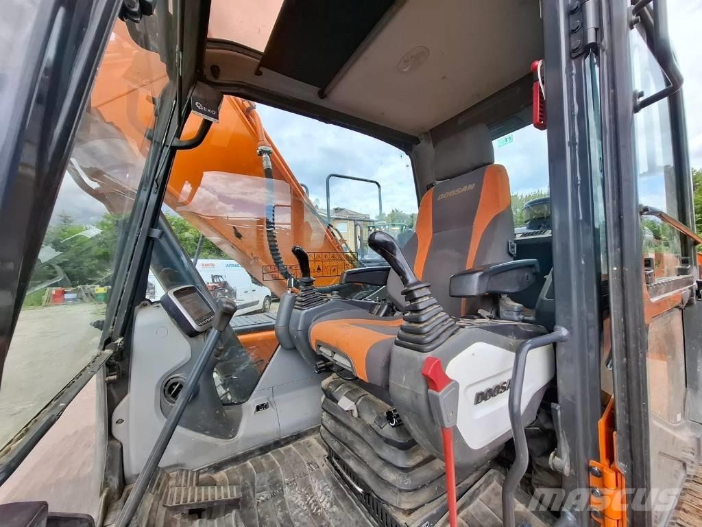 Doosan DX 225 LC-5 Bageri gusjeničari