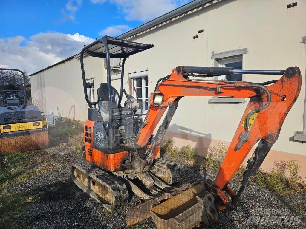 Hitachi ZX 19 U Mini bageri <7t