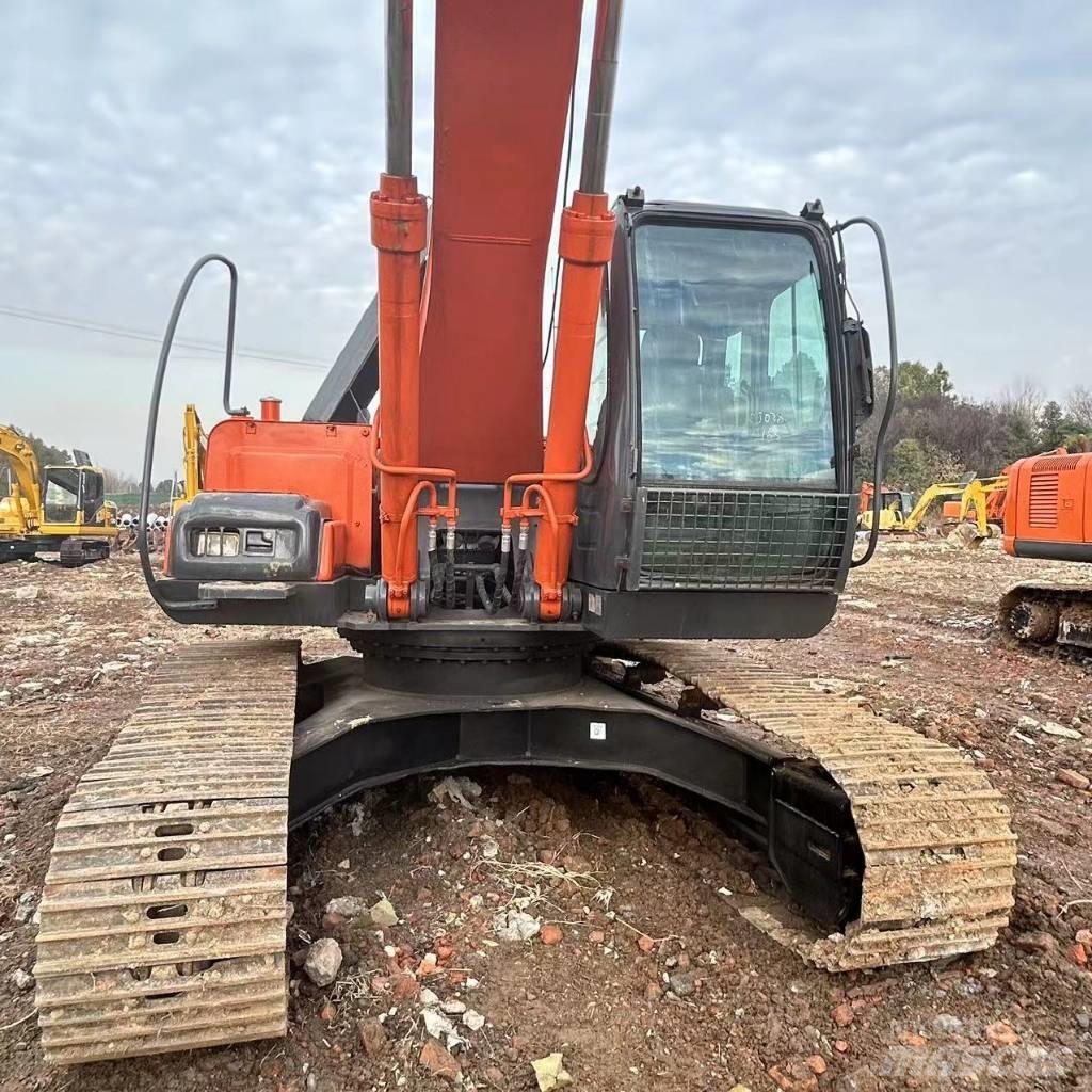 Hitachi ZX 240 Bageri gusjeničari