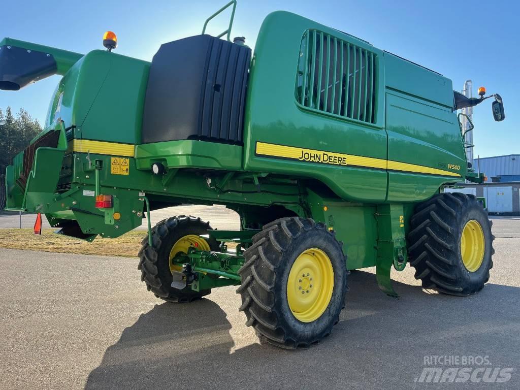 John Deere W540 Kombajni