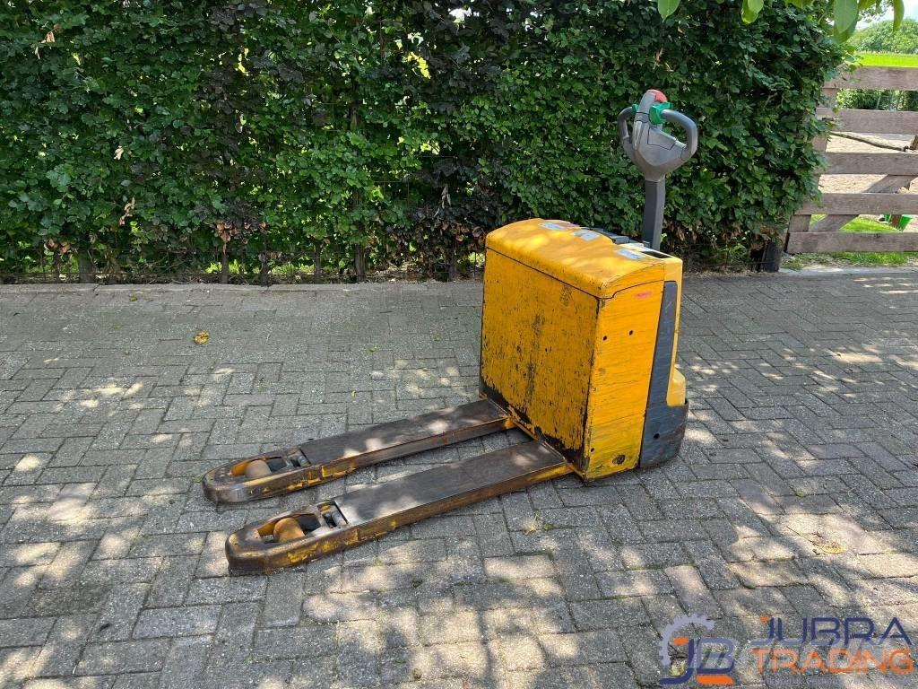 Jungheinrich EJE 118 Ručni električni viličar