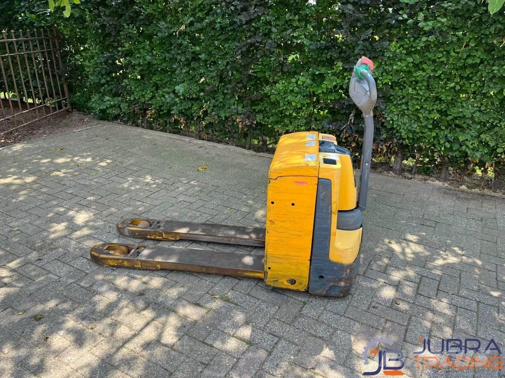 Jungheinrich EJE 118 Ručni električni viličar