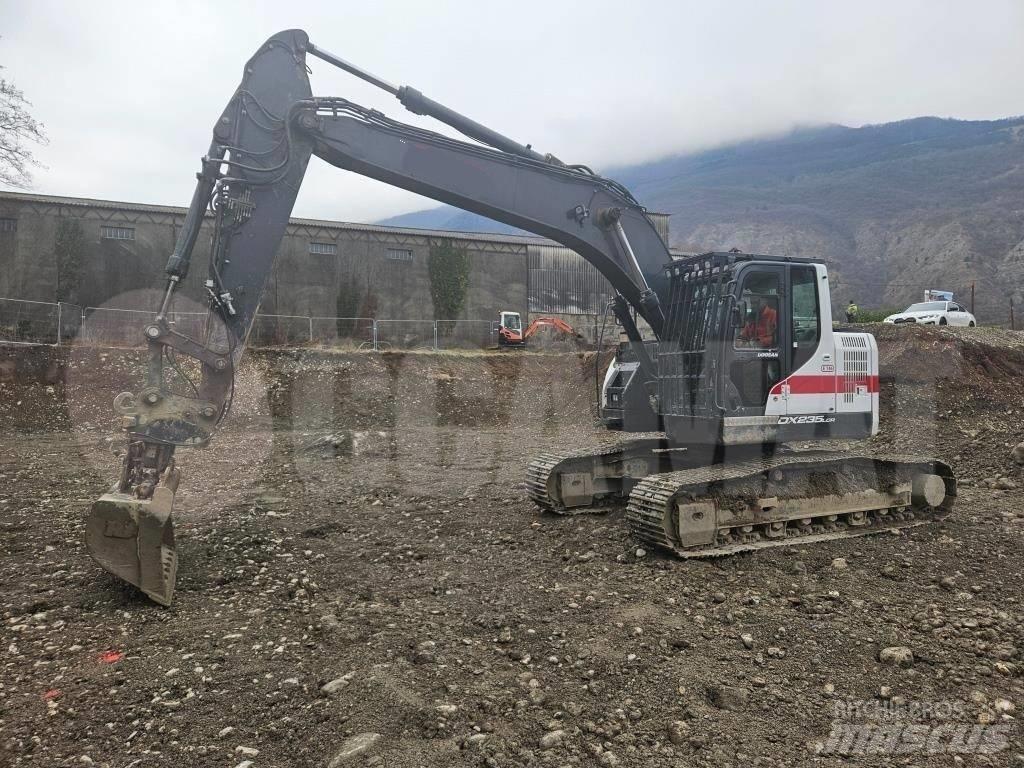 Doosan DX 235 LCR Bageri gusjeničari