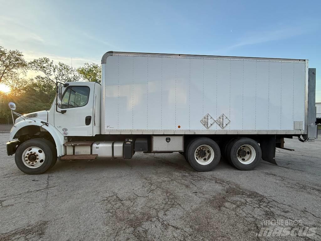 Freightliner M 106 Sanduk kamioni