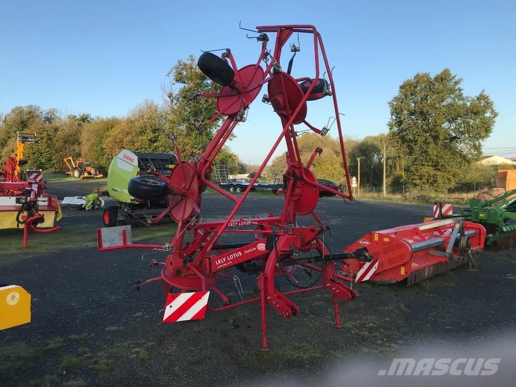 Lely LOTUS 770 Okretači i sakupljači sijena