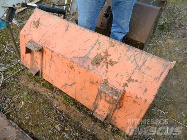  Kauss 125 Ostala oprema za utovarivanje i kopanje