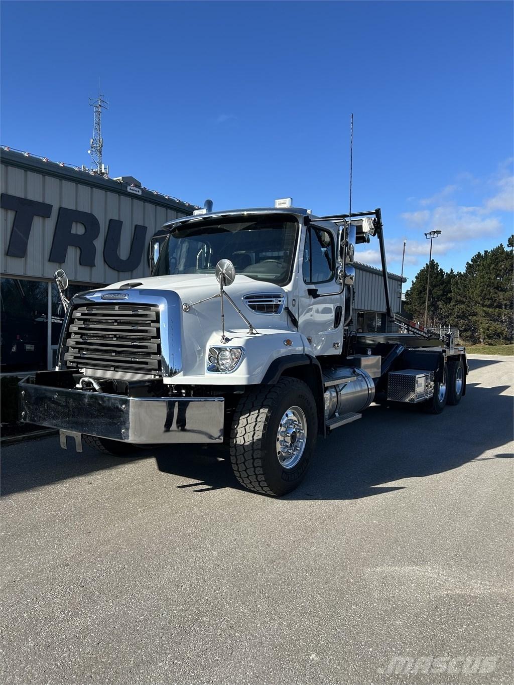 Freightliner 114 SD Demontažnii kamioni za podizanje kabela