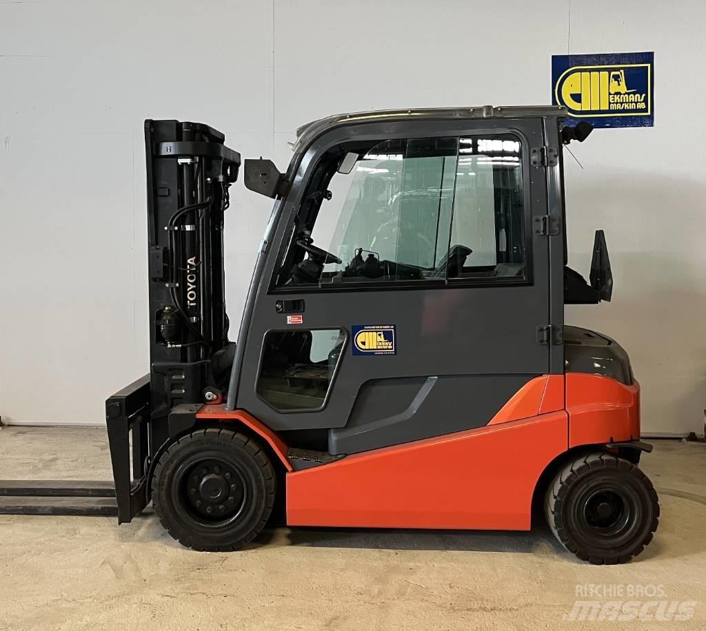 Toyota Truck 8FBMT40 Električni viličari