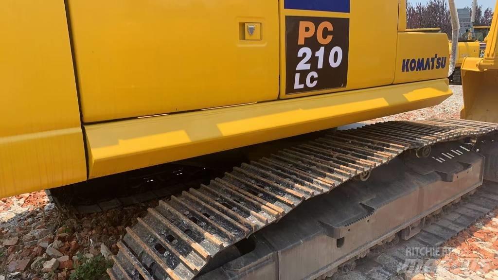 Komatsu PC210 Bageri gusjeničari