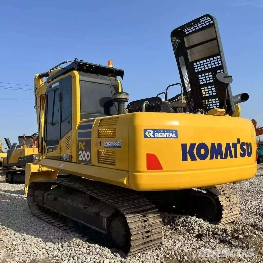 Komatsu PC 200 Bageri gusjeničari
