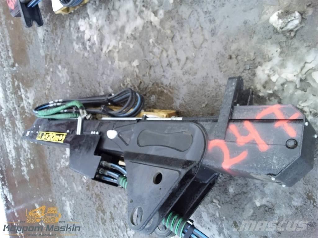 John Deere CF885 Kranovi za stabla