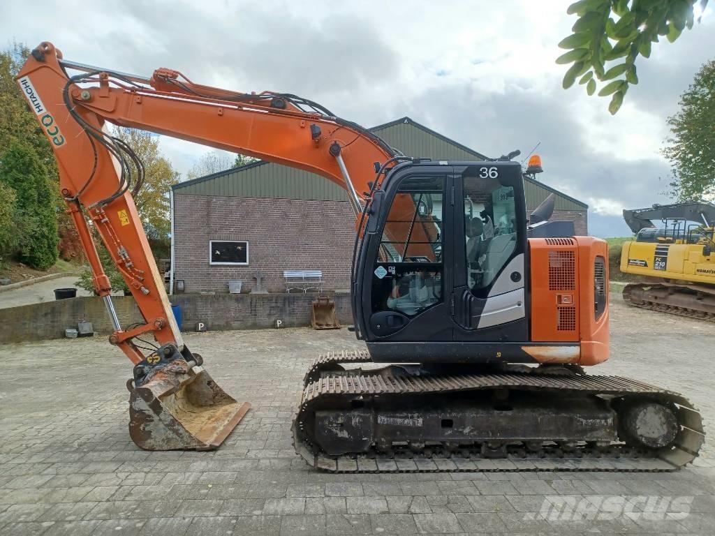Hitachi ZX 135 US-6 Bageri gusjeničari