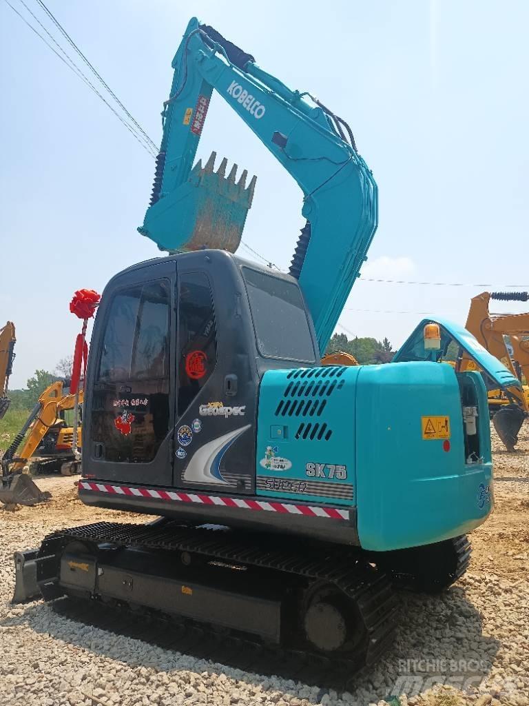 Kobelco SK 75 Mini bageri <7t