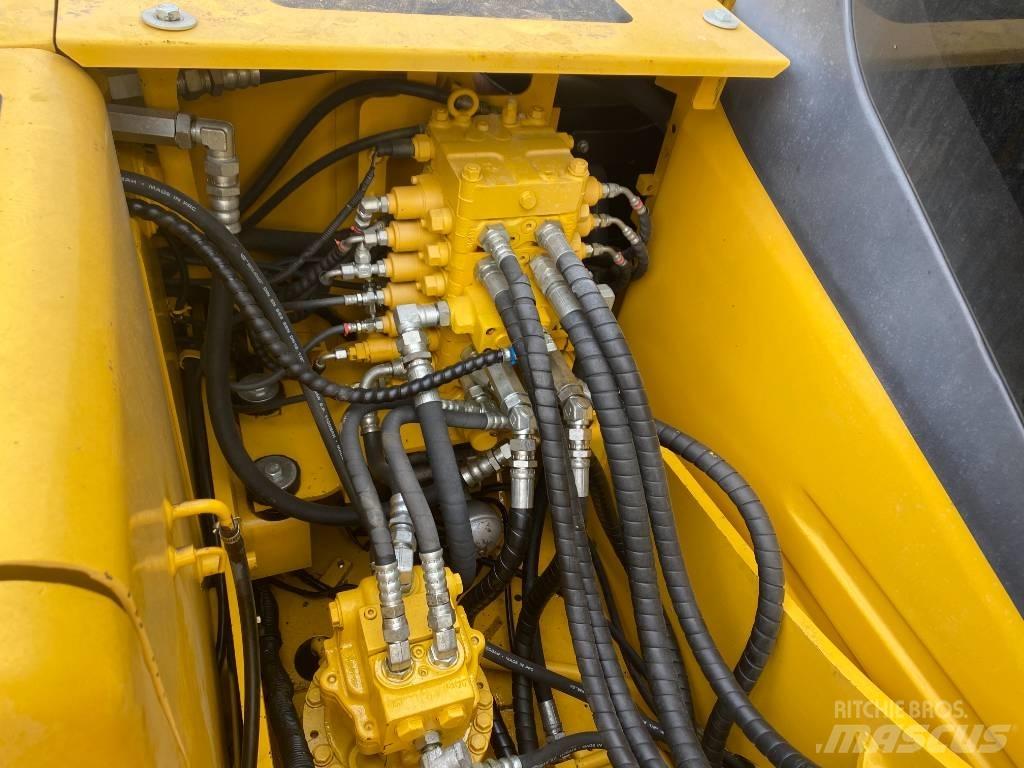 Komatsu 110LC-7 Bageri gusjeničari