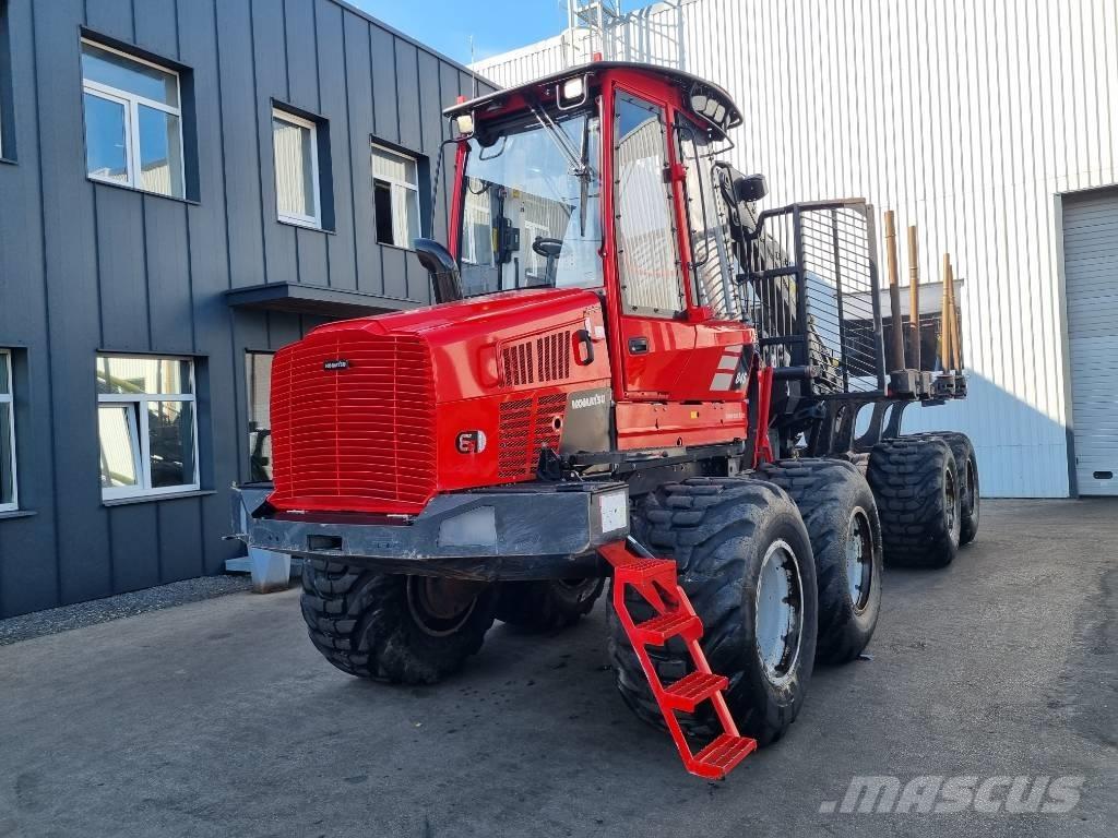 Komatsu 845 Forvarderi