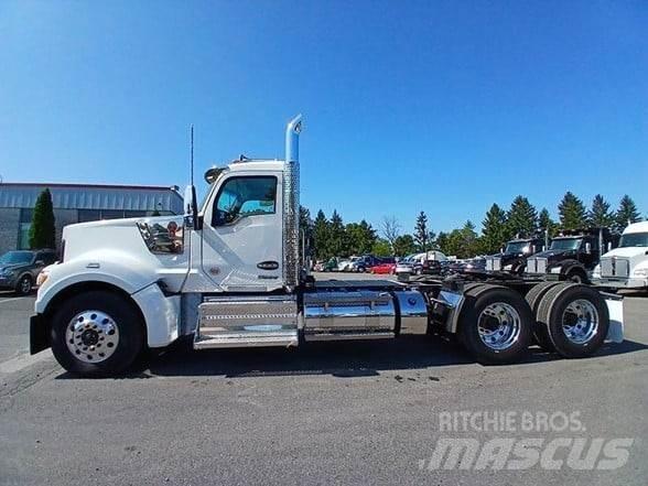 Kenworth W990 Traktorske jedinice