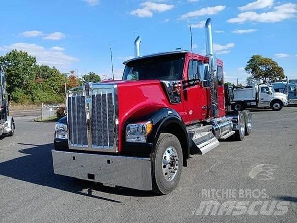 Kenworth W990 Traktorske jedinice