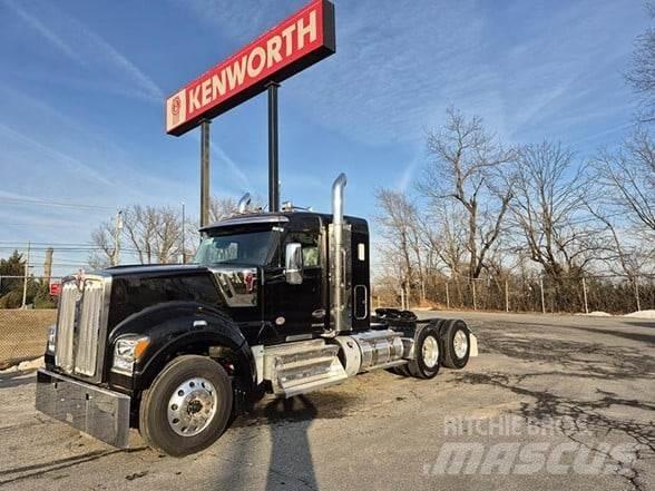 Kenworth W990 Traktorske jedinice