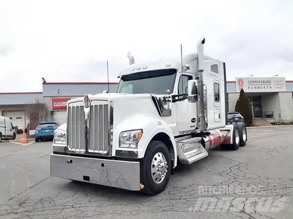 Kenworth W990 Traktorske jedinice