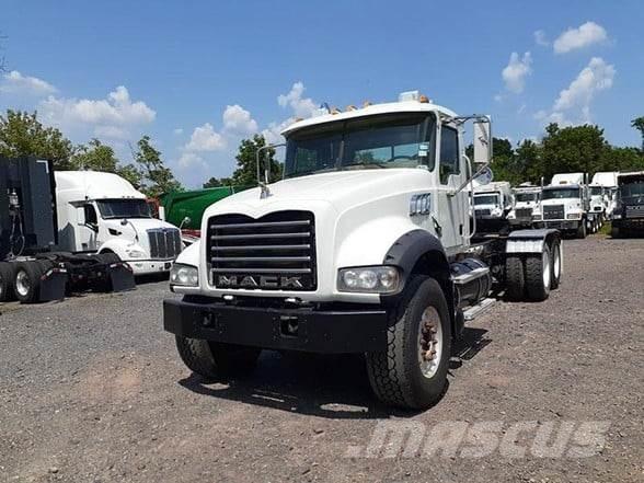 Mack GRANITE GU713 Traktorske jedinice