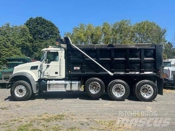 Mack GRANITE GU713 Kiper kamioni