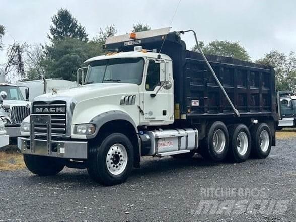 Mack GRANITE GU713 Kiper kamioni