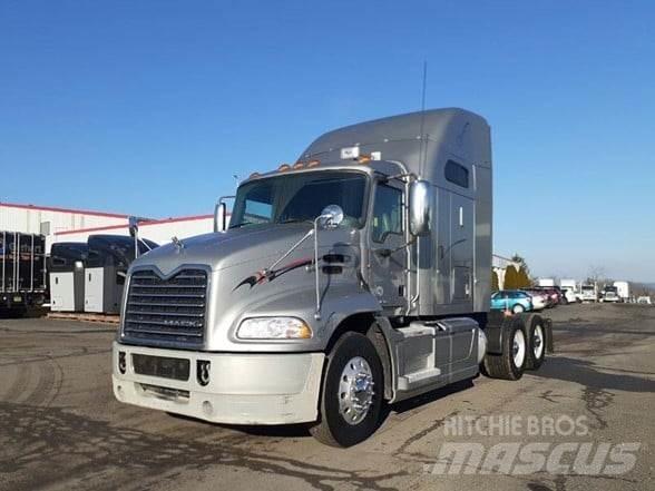 Mack PINNACLE CXU613 Traktorske jedinice