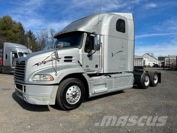 Mack PINNACLE CXU613 Traktorske jedinice