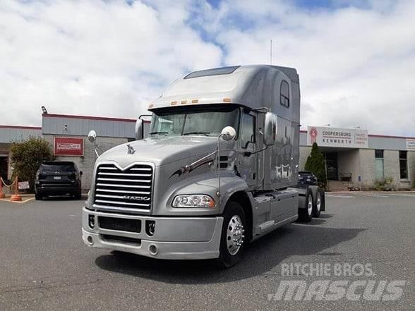 Mack PINNACLE CXU613 Traktorske jedinice