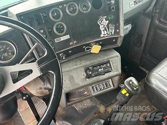 Mack RD688SX Kiper kamioni