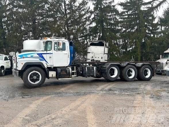 Mack RD690 Kamioni za otpad