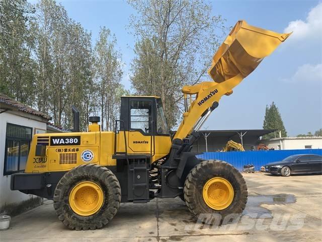 Komatsu WA380 Utovarivači na kotačima