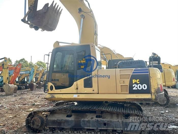Komatsu PC200-8 Bageri gusjeničari