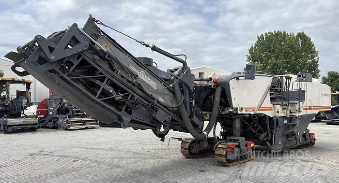 Wirtgen W 220 Asfaltne hladne glodalice