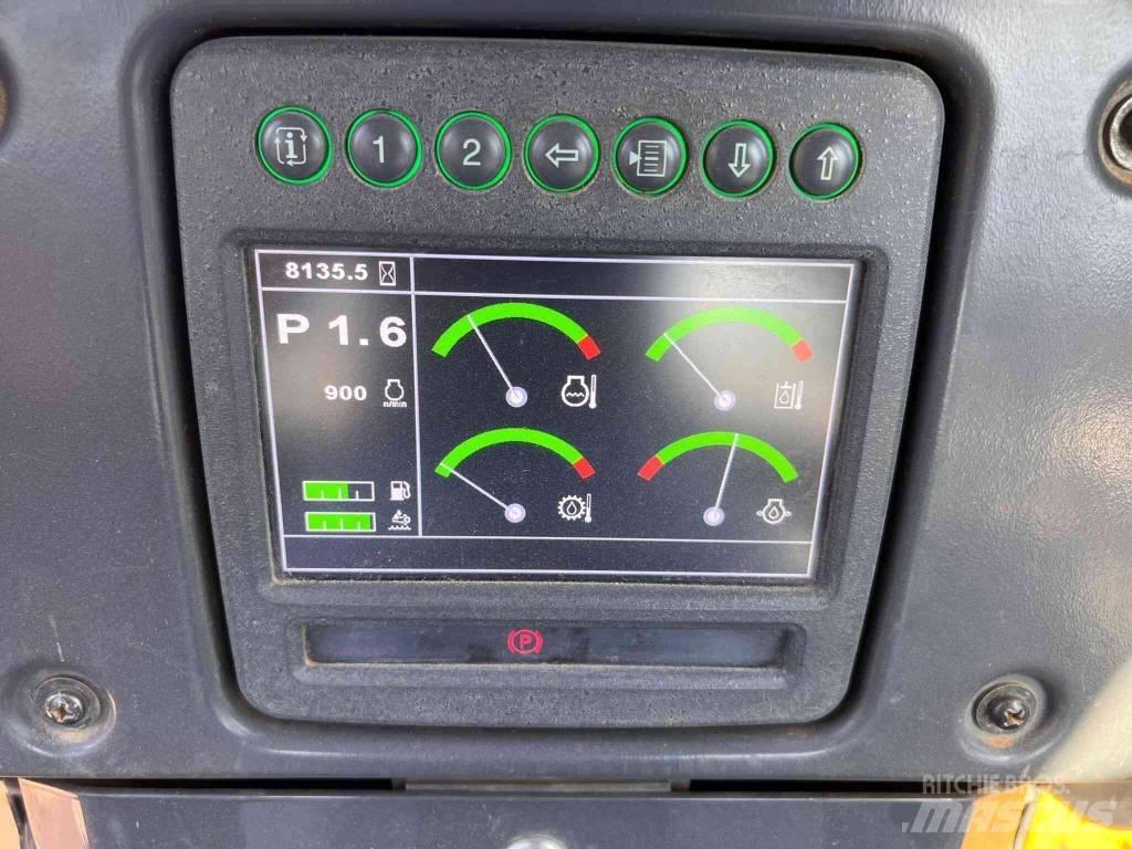DEERE 750K LGP Buldožeri gusjeničari