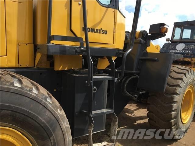 Komatsu WA380 Utovarivači na kotačima