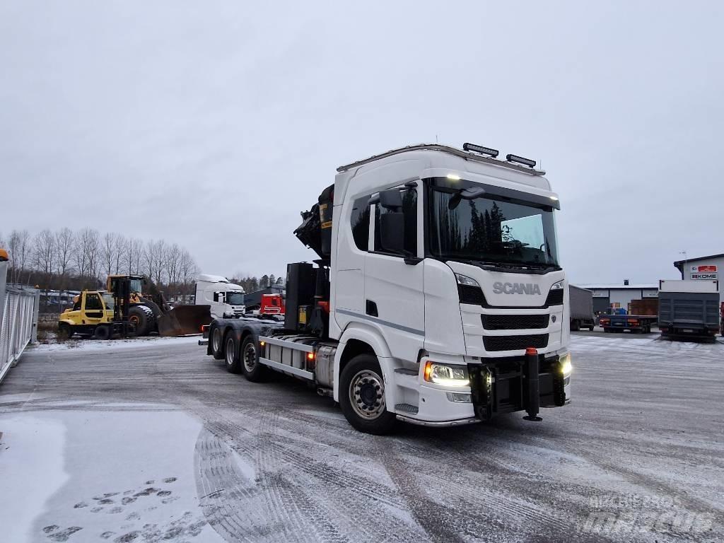 Scania R540 8x2 Rol kiper kamioni s kukama za dizanje