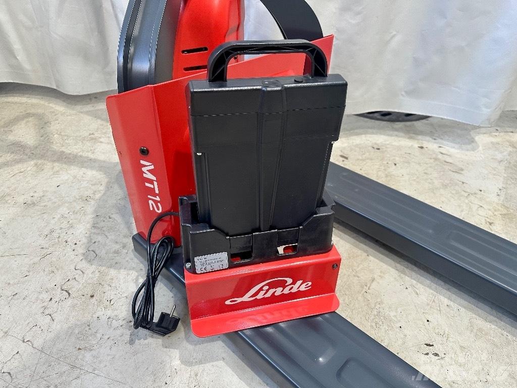 Linde MT 12 Nisko podizni električni viličar