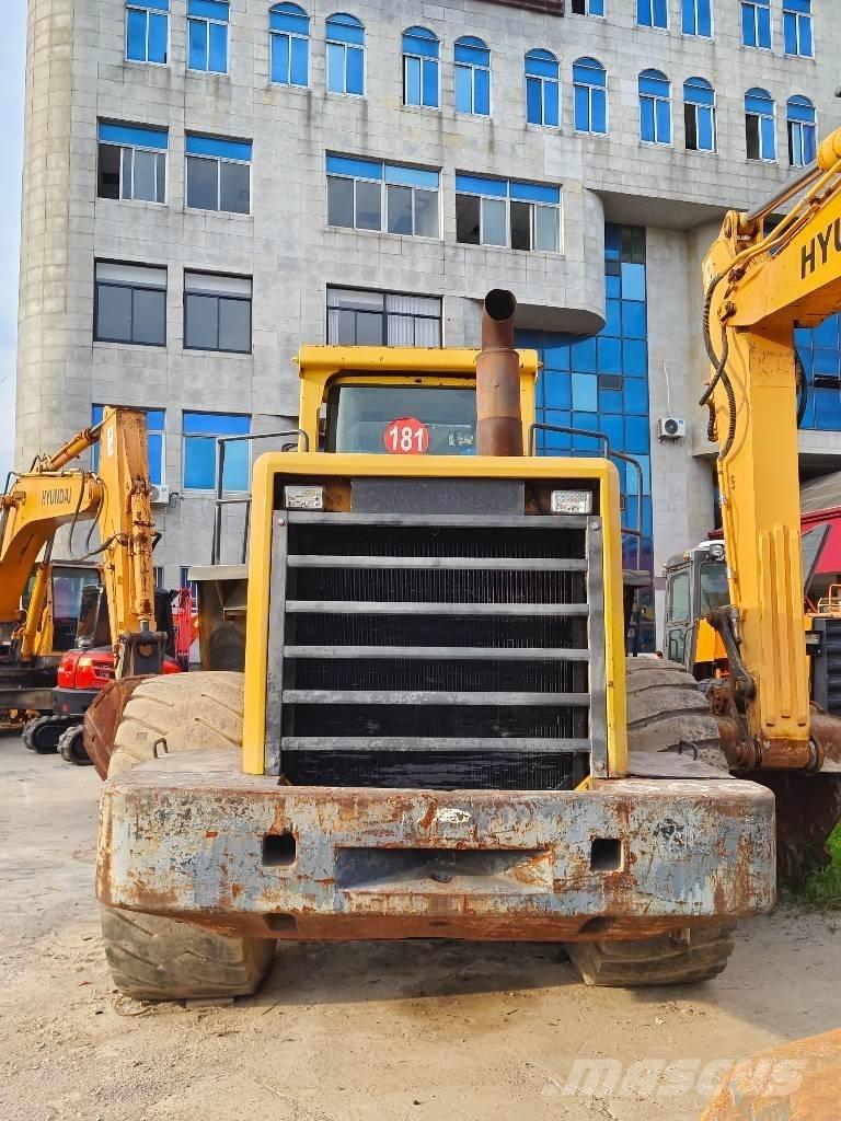 Komatsu WA 500 Utovarivači na kotačima