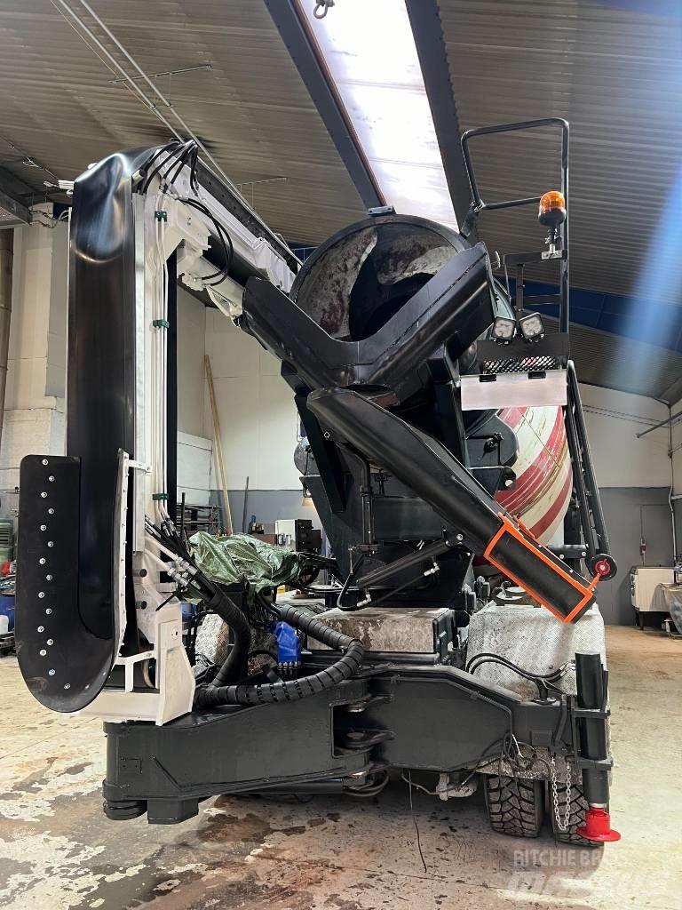 Mercedes-Benz 3244 Kamioni mikseri za beton